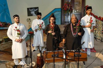 qawwali-uk-ustad-ali-hafeez-khan-02